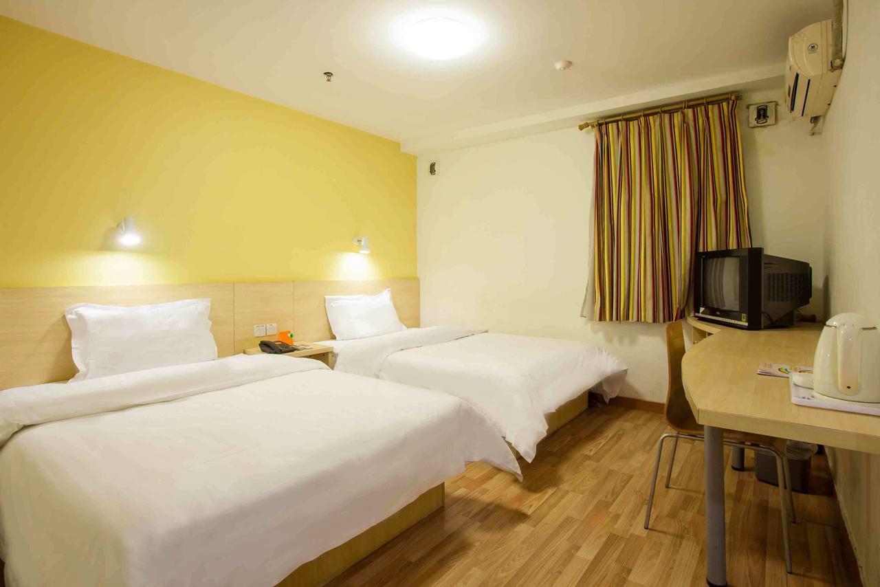 7Days Inn Shanghai Yichuan Road Екстериор снимка